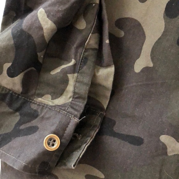 Camp button down - Picture 4 of 5